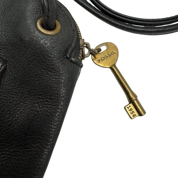 Y2K Fossil Black Pebbled Leather Square Crossbody bag Minimalist bag 8"x7.5" - Picture 5 of 9